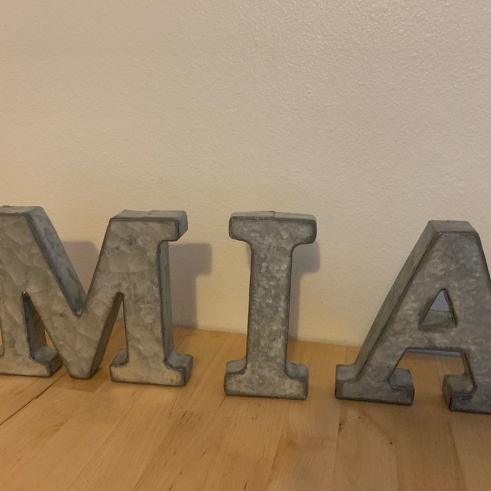 Tin decorative letters wall